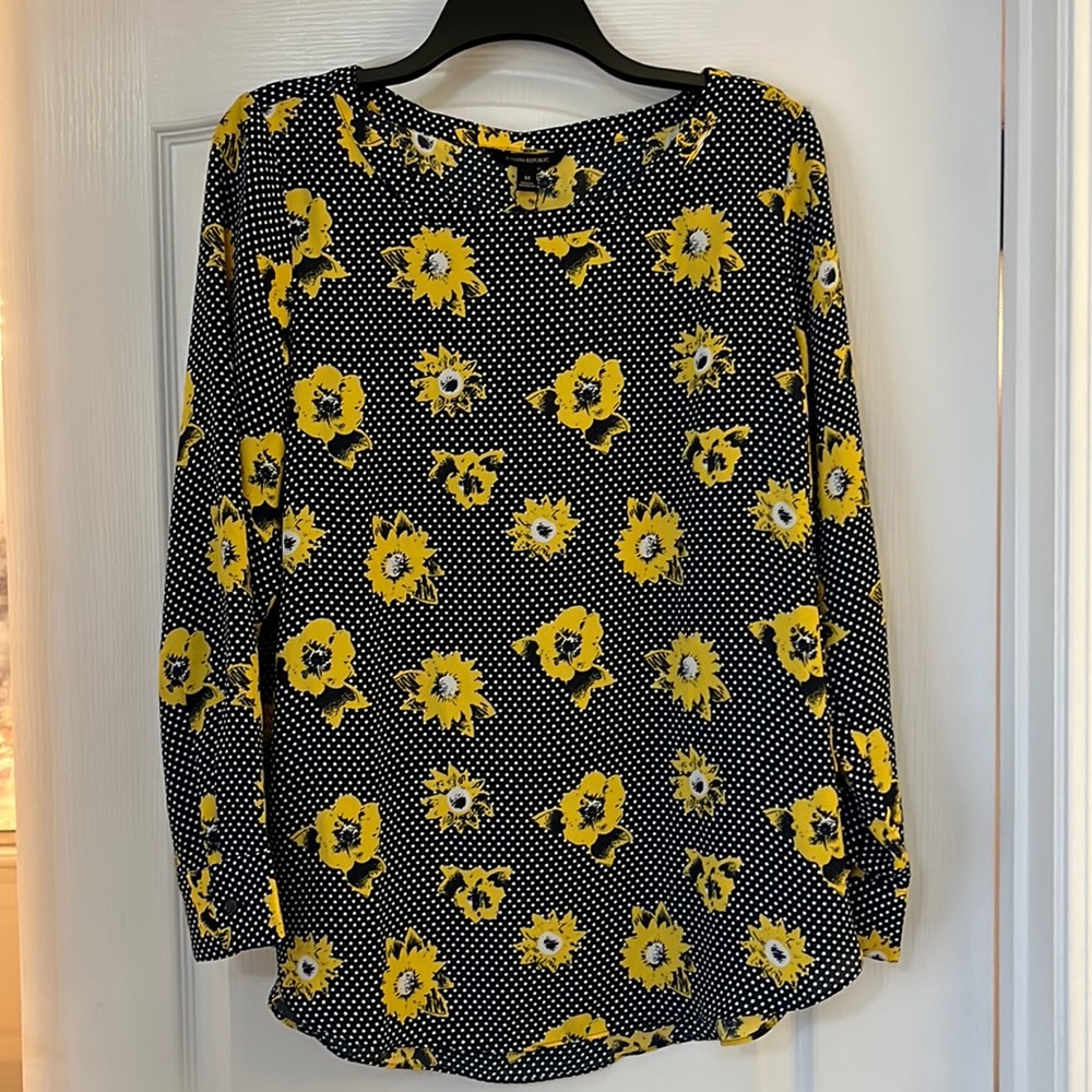Banana republic blouse, M, NWT